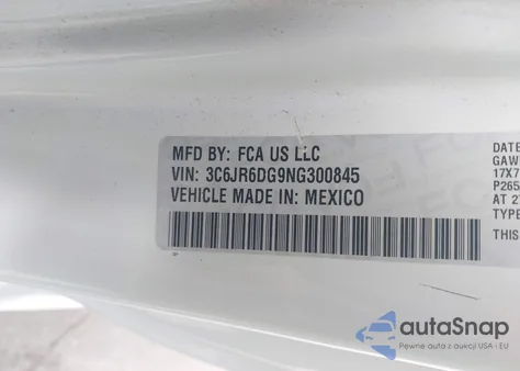 2022 Ram 1500 Classic Tradesman 4X2 8' Box from USA, damaged, VIN 3C6JR6DG9NG300845
